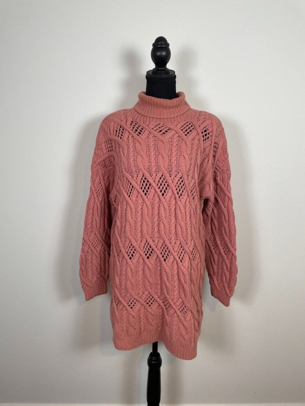 BLOOMINGDALE'S Vintage Cashmere/Wool dusty rose sweater dress, size M